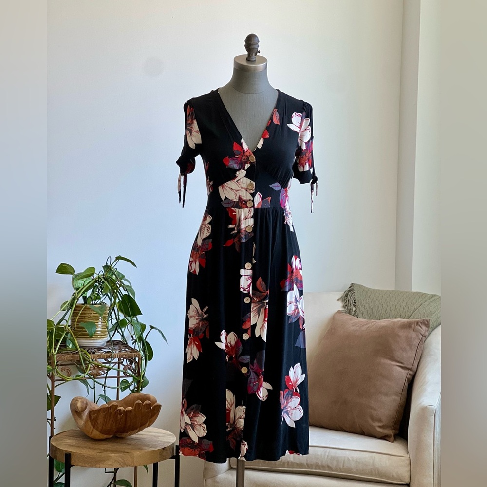 Black Floral Button Down Midi Dress EUC
